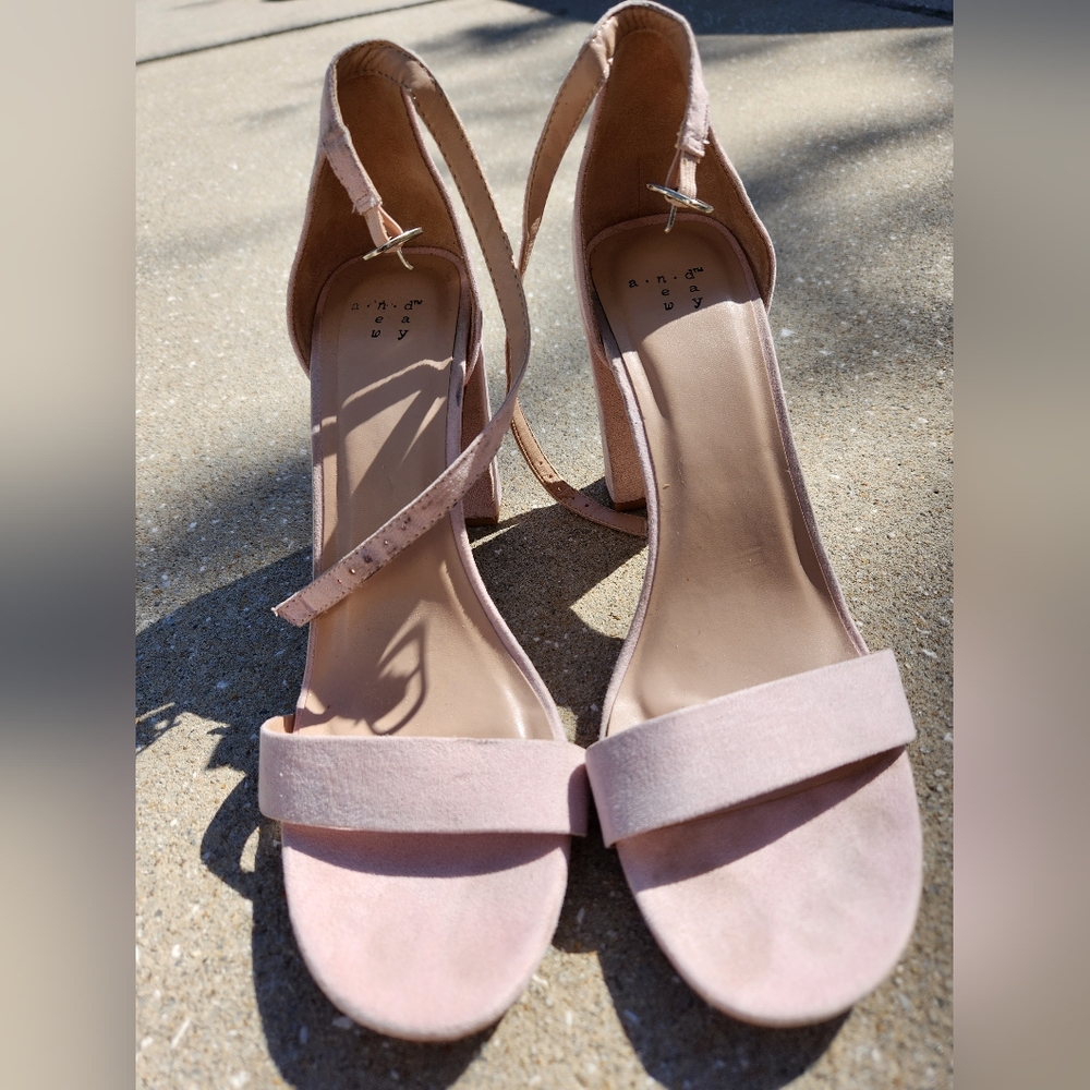 2 for $14 A New Day pale pink block heels